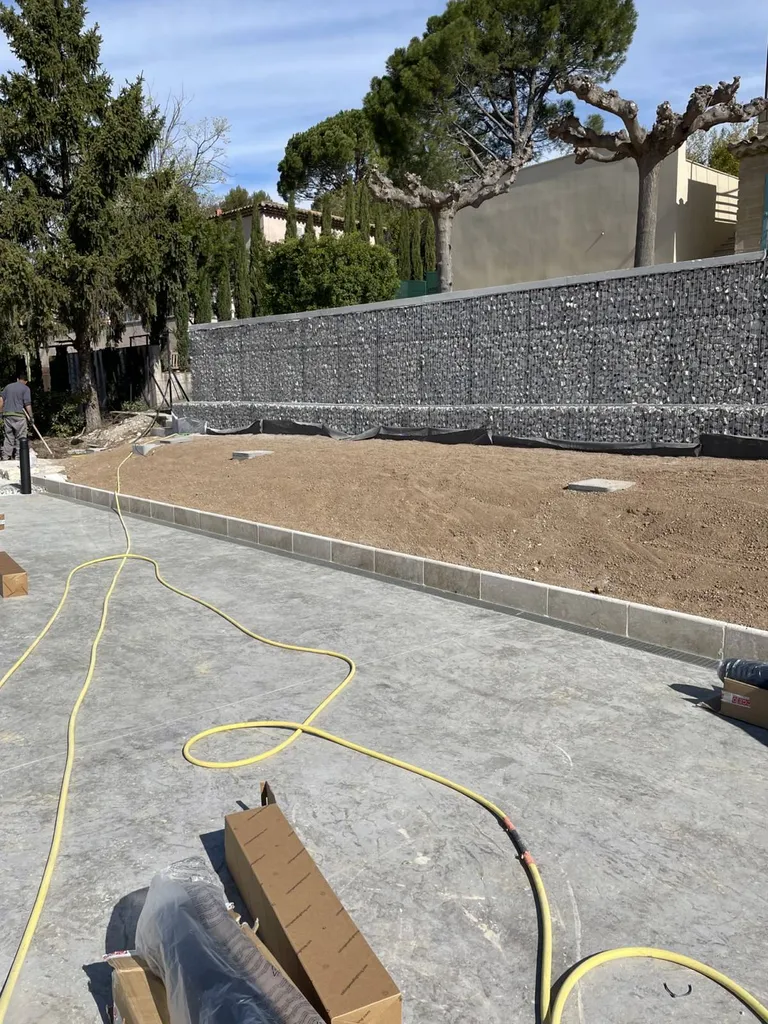 aménagement mise en place de terre végétale