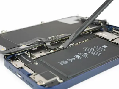 Remplacement de l'écran et de la vitre arrière sur Iphone 12 à Plaisance du Touch, près de Toulouse