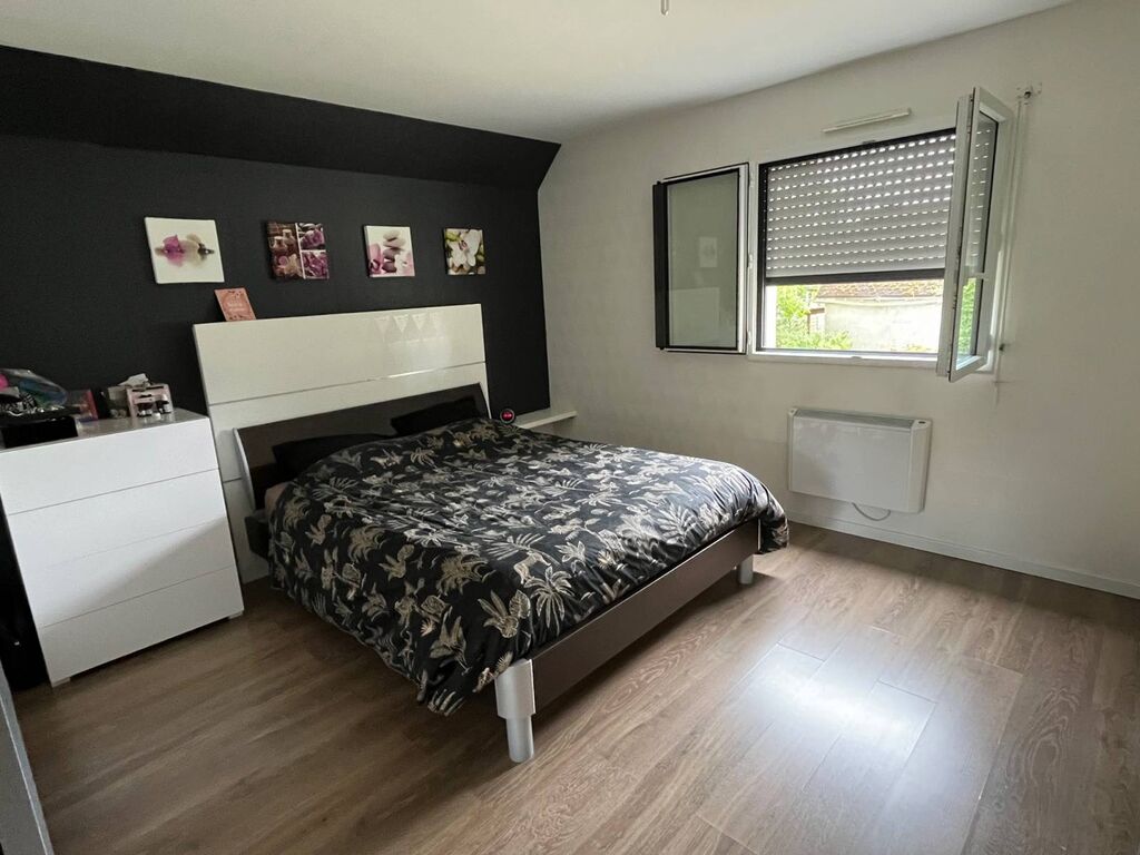 Pavillon contemporain de 2008, à vendre, en excellent état avec vue dégagée, 76480