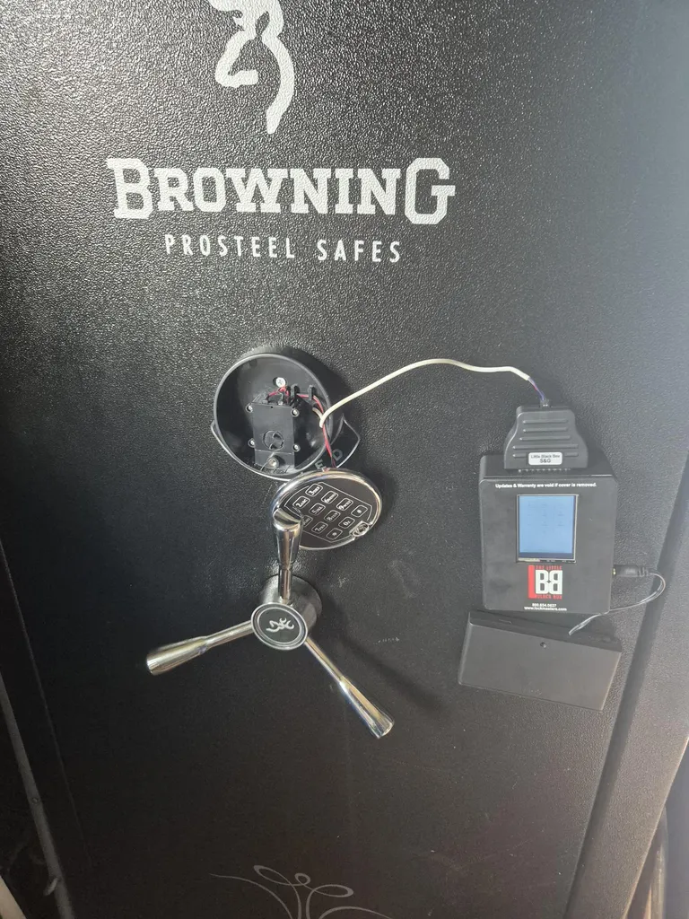 dépannage d'un coffre-fort Browning réalisé à Paris dans le 19eme arrondissement