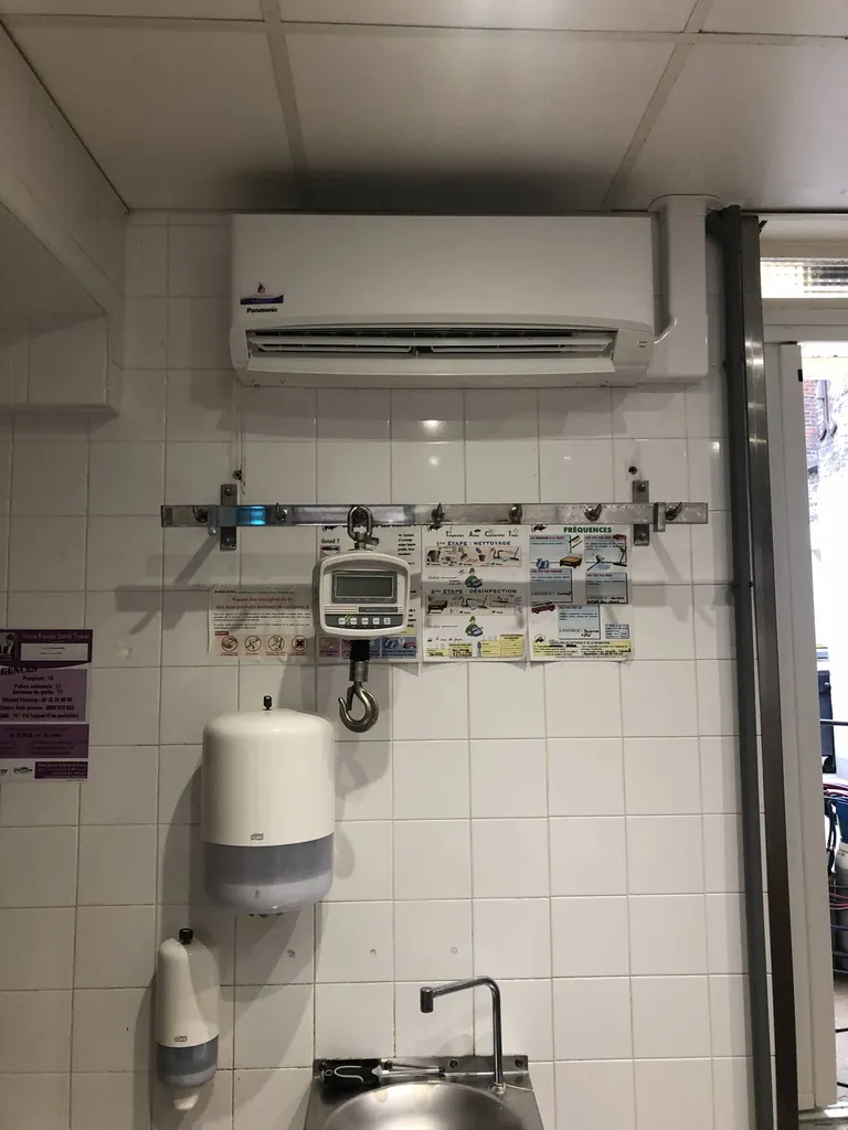 Faire installer une climatisation réversible dans un commerce en centre-ville proche du Havre 76600 en Seine-Maritime