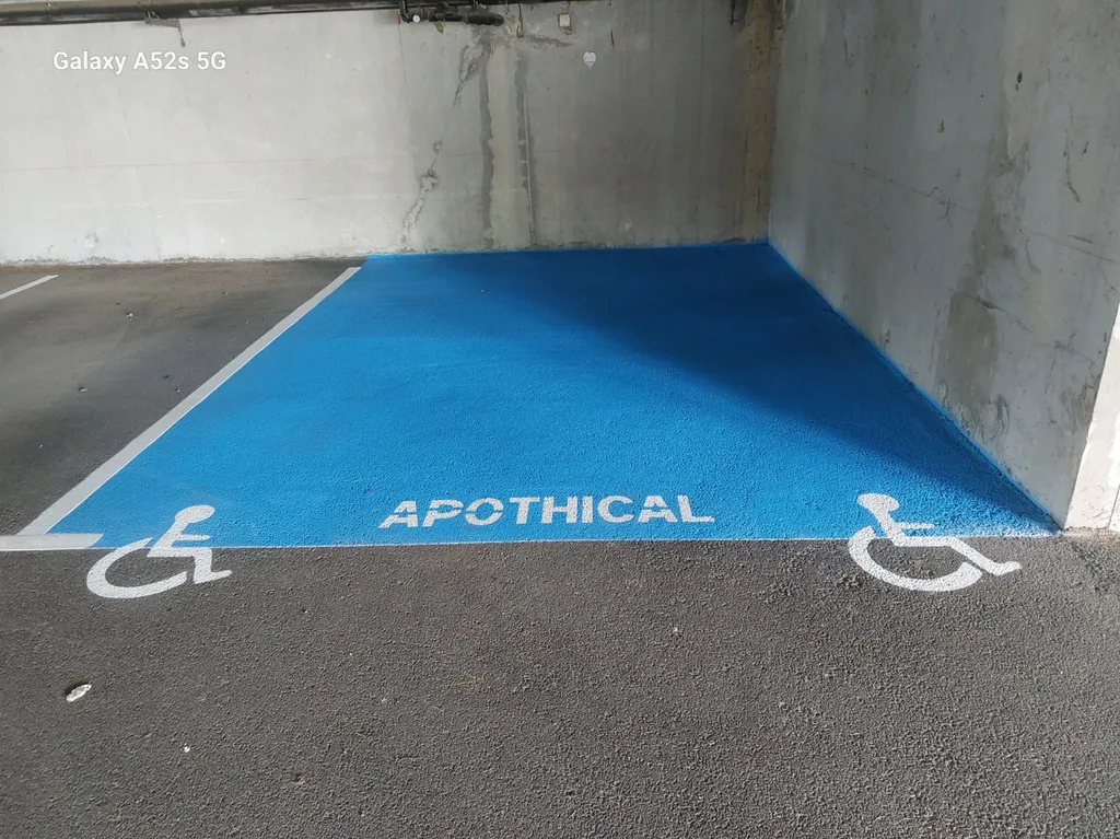 Marquage au sol de places de Parking dans les Bouches-du-Rhône 