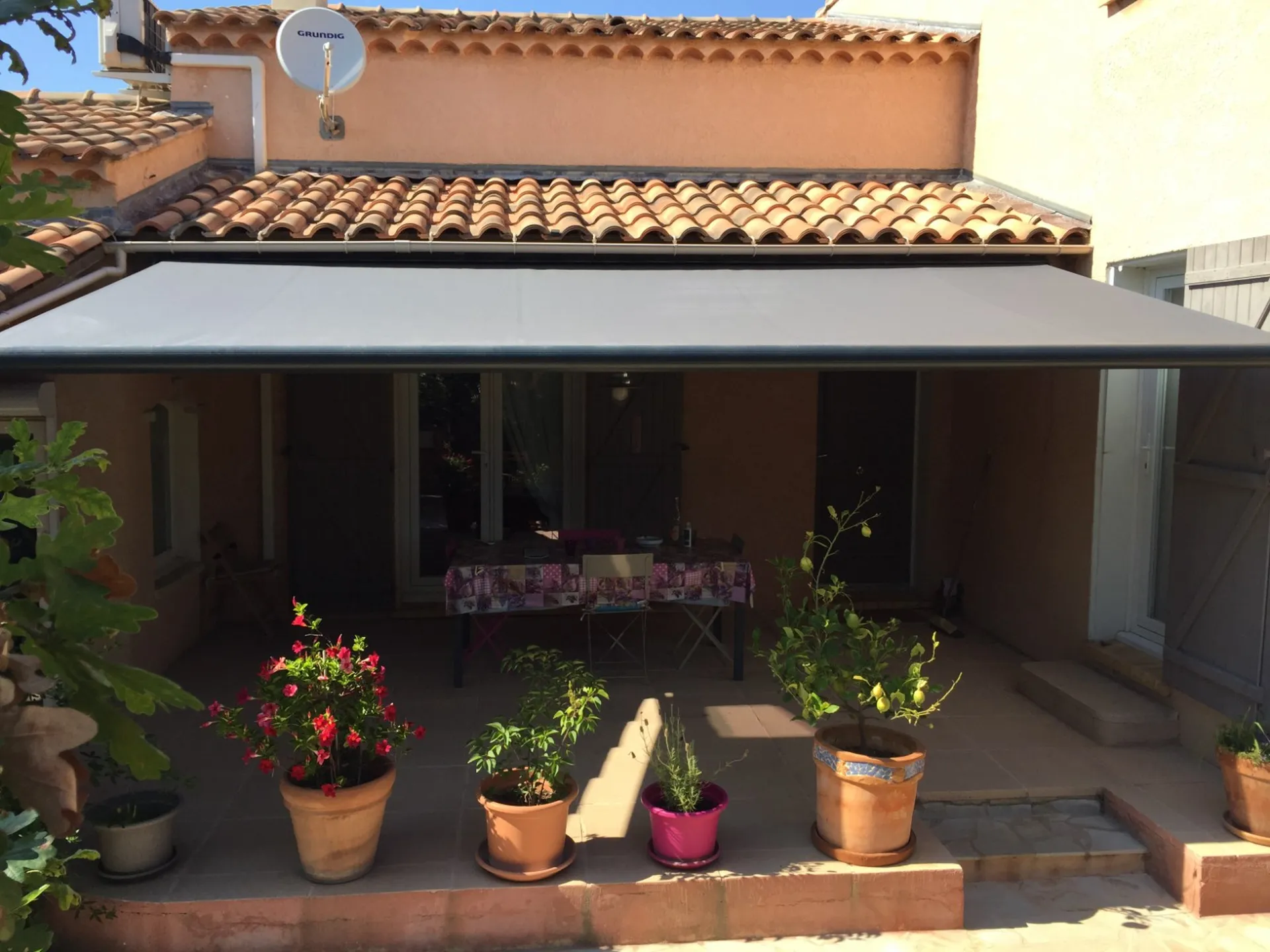 Store coffre ambre sur Istres