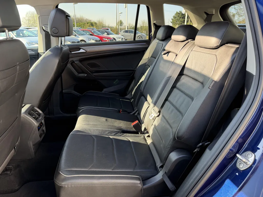 Volkswagen Tiguan Allspace occasion diesel automatique proche Rouen à La Frénaye SUV familial fiable et équipé