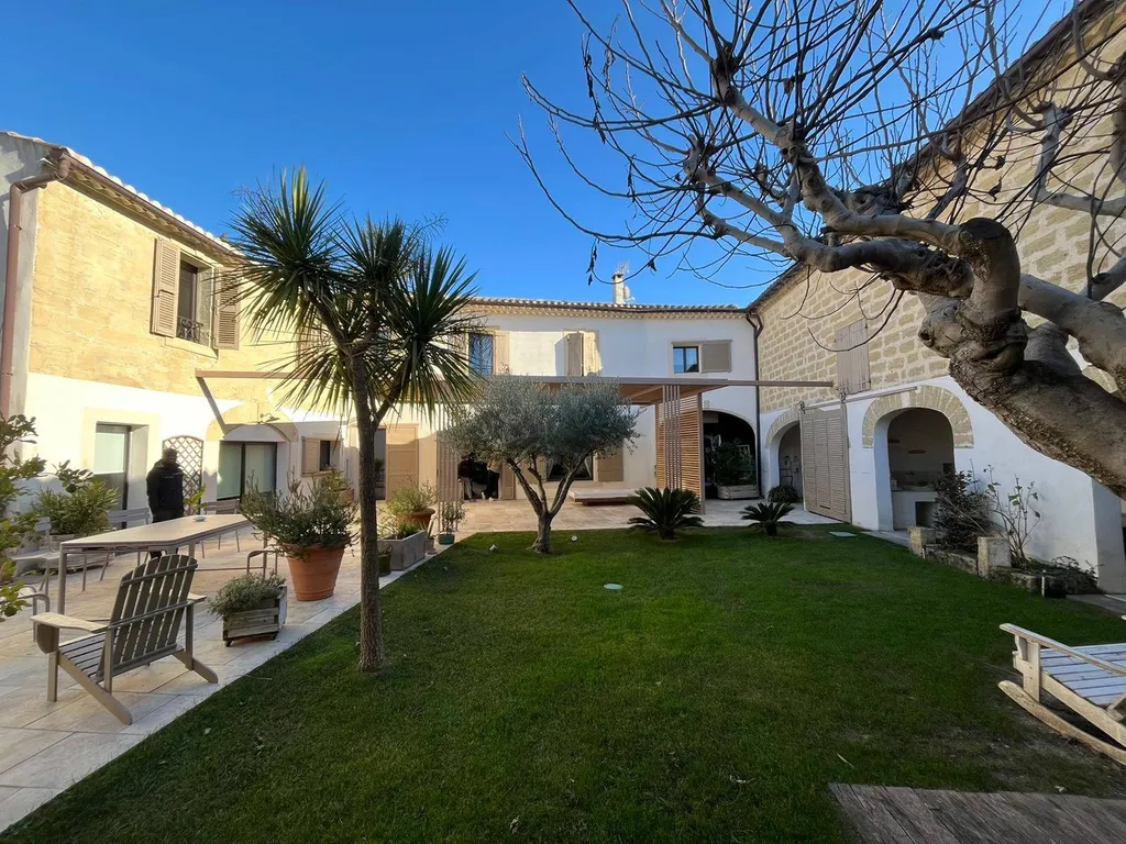 Pergola sur mesure bois et acier Aix-en-Provence