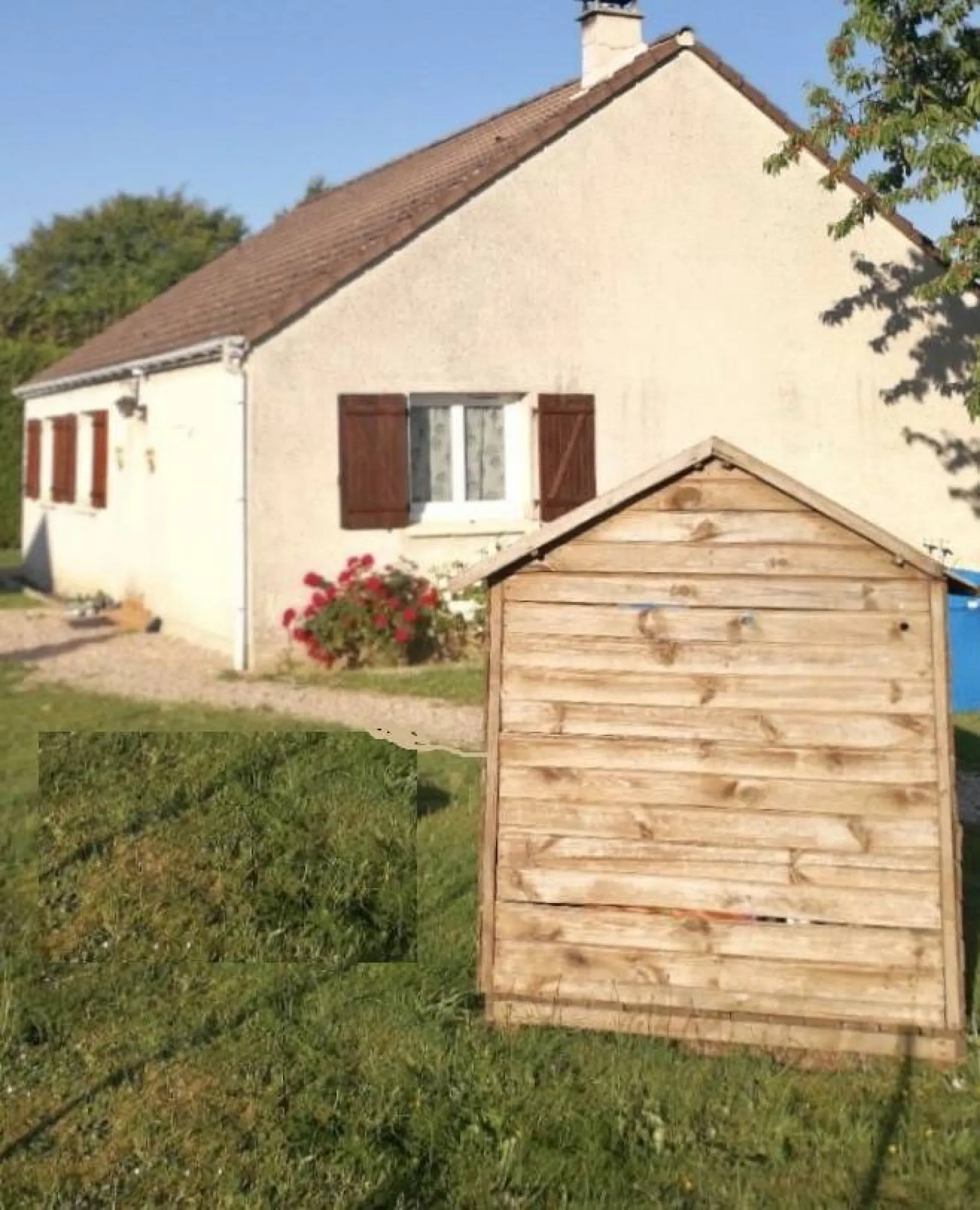 A vendre, Pavillon PLAIN PIED avec bâtiment sur 1100m²  de terrain sur la commune d'ELBEUF SUR SEINE 765000