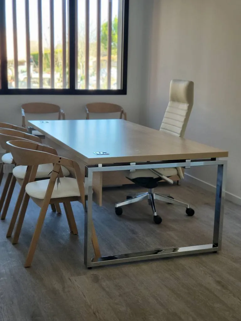 Bureau direction bois PRESTIGE de BURONOMIC à Aix-en-Provence