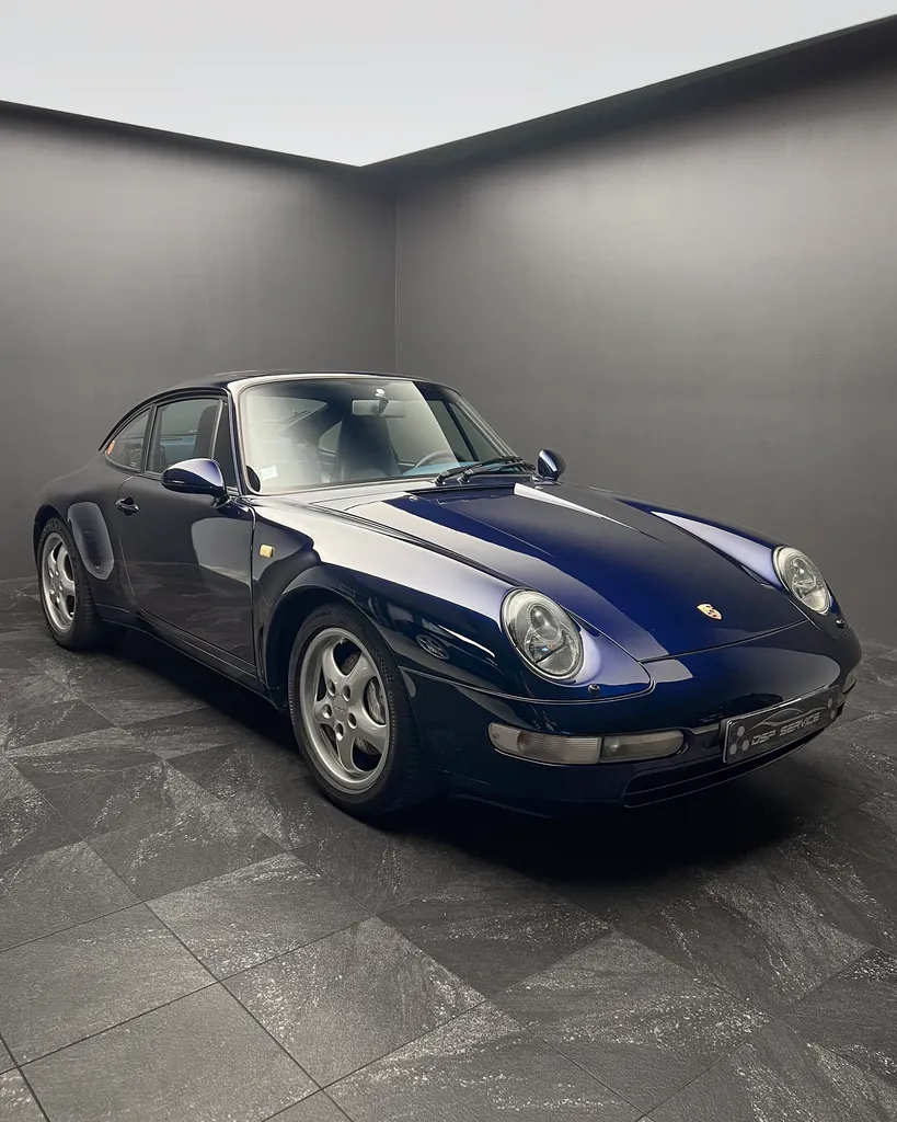 Sublimez votre Porsche Carrera 4 avec un nettoyage intérieur et extérieur et un lustrage brillance chez DSP Service au Mans