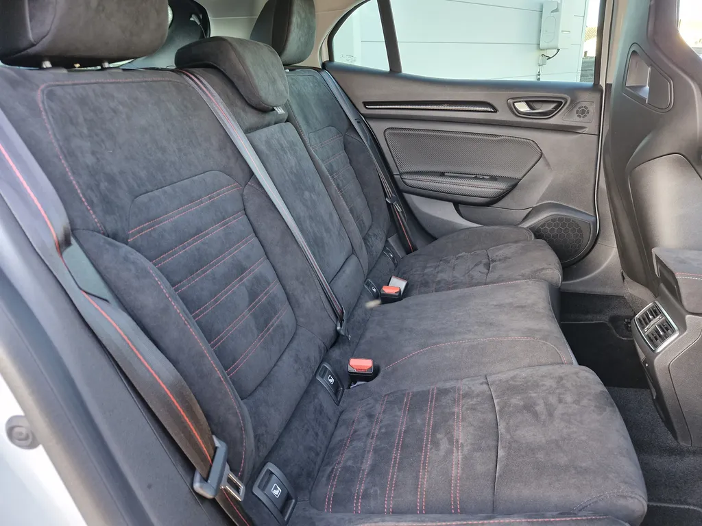 Renault Megane IV R.S ULTIME 300 EDC occasion / Toit ouvrant / Bose / Malus payé / Garantie jusqu'à décembre 2028 / en Occitanie près de Toulouse