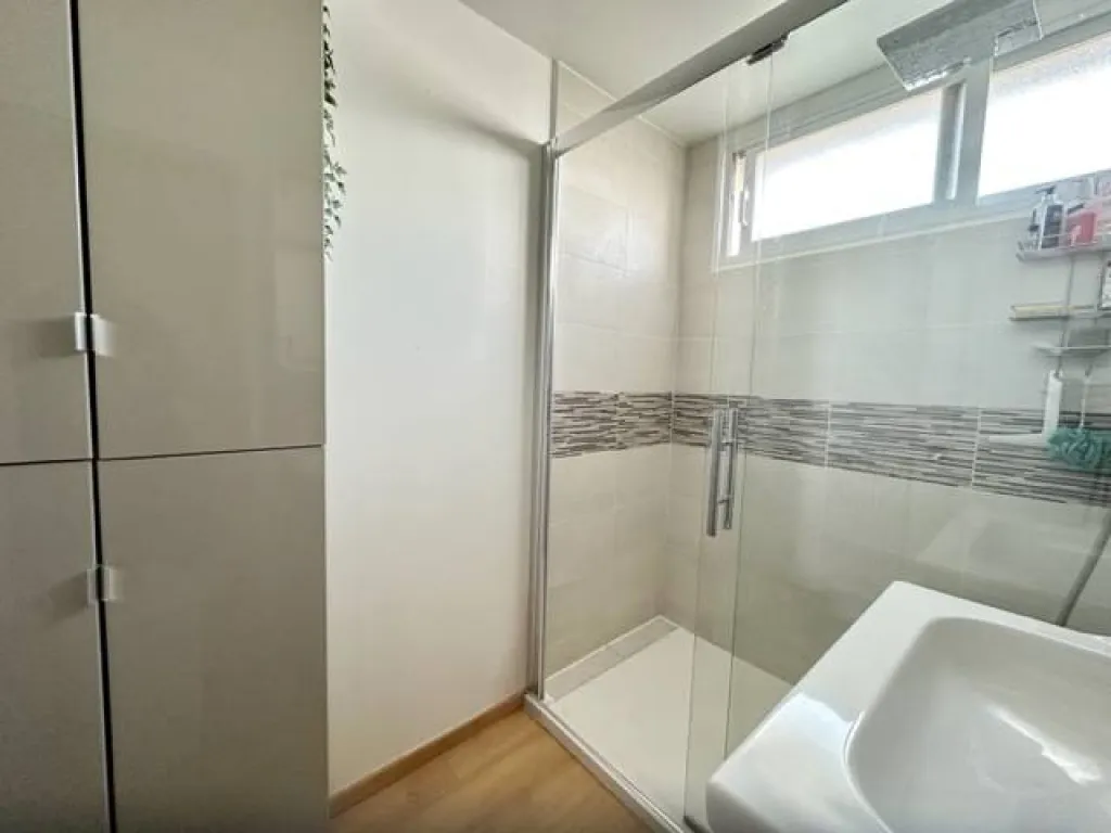 À vendre appartement au 4eme étage avec ascenseur sur la commune de Saint-Pierre Les Elbeuf