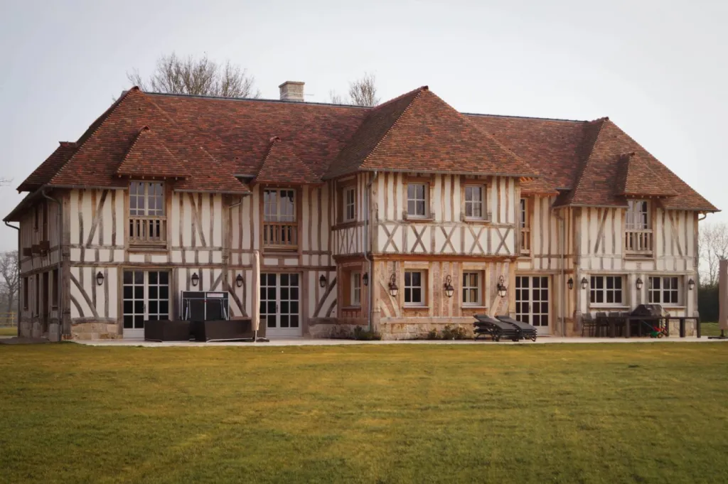 HONNET Constructeur de maisons normandes proche Deauville en Normandie Eure (27), Seine Maritime (76) et Calvados (14)