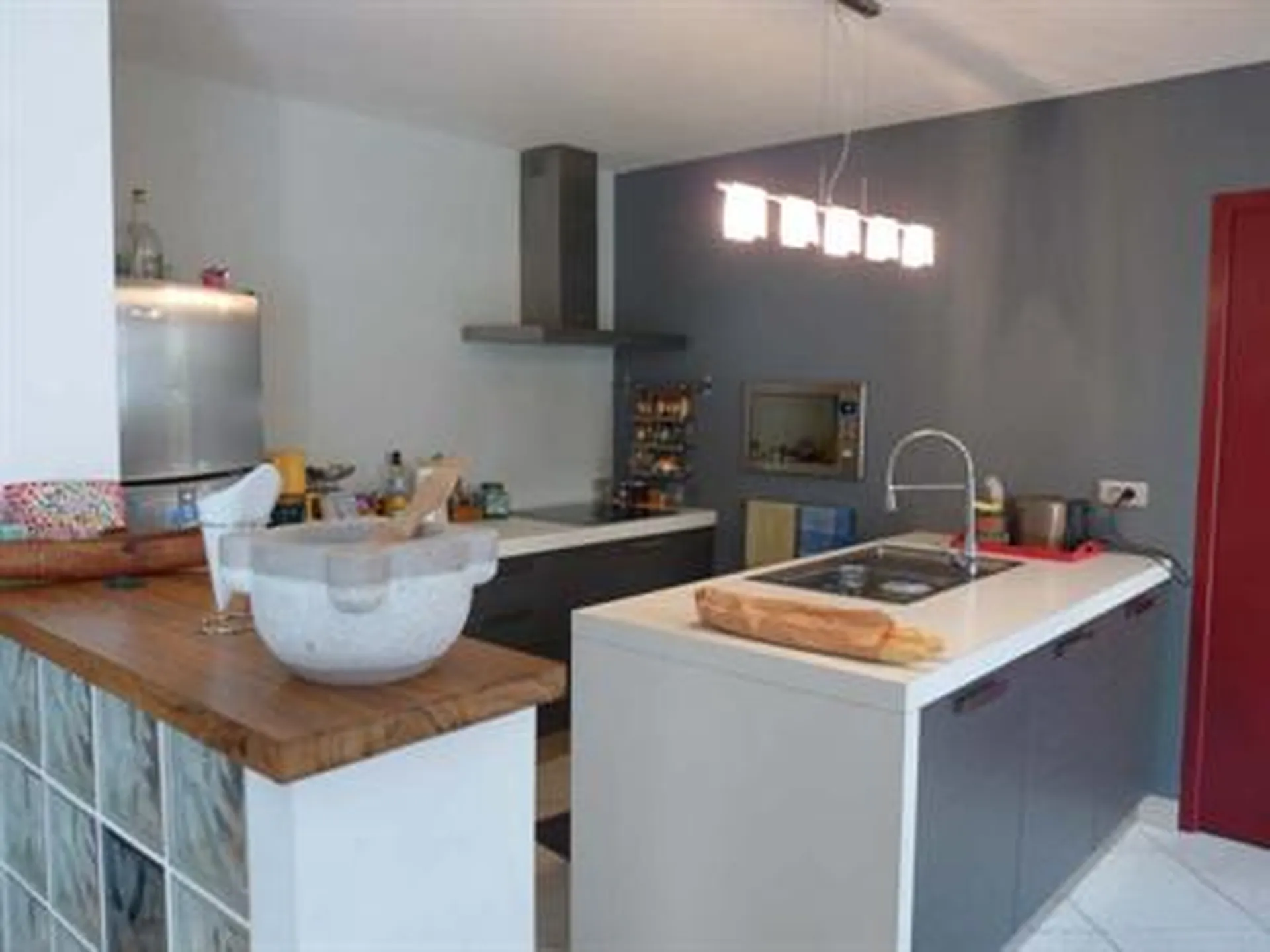 Vente maison Roquefort la Bédoule village décorée aux gouts du jour