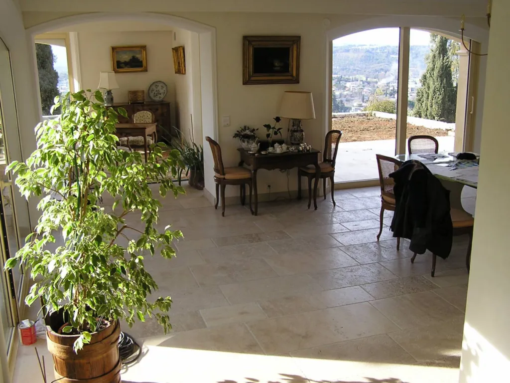 Pierre naturelle française pour dallage, escalier, margelle