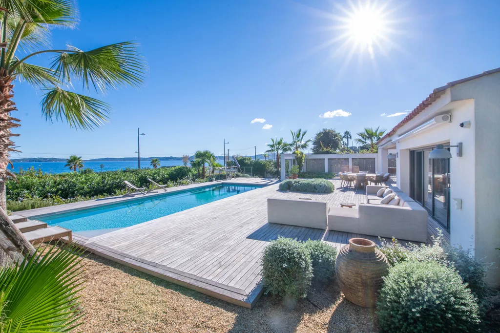 vente de villa vue mer panoramique saint maxime proche les issambres