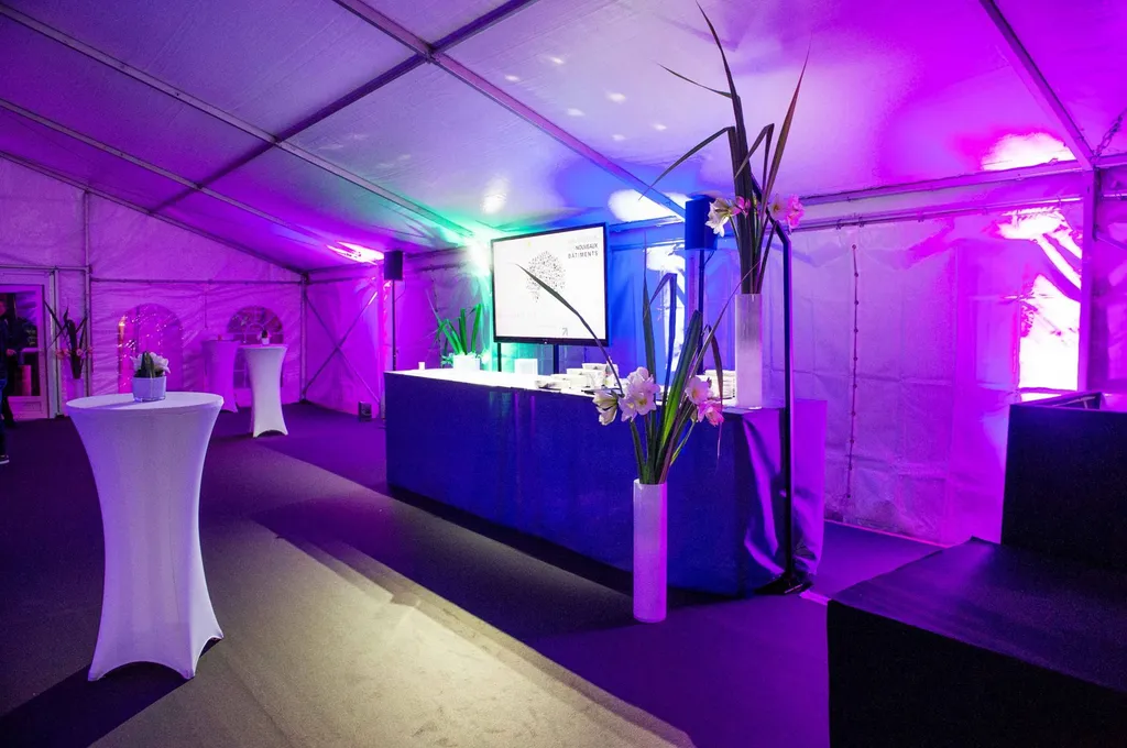 Inauguration d'un hôpital.