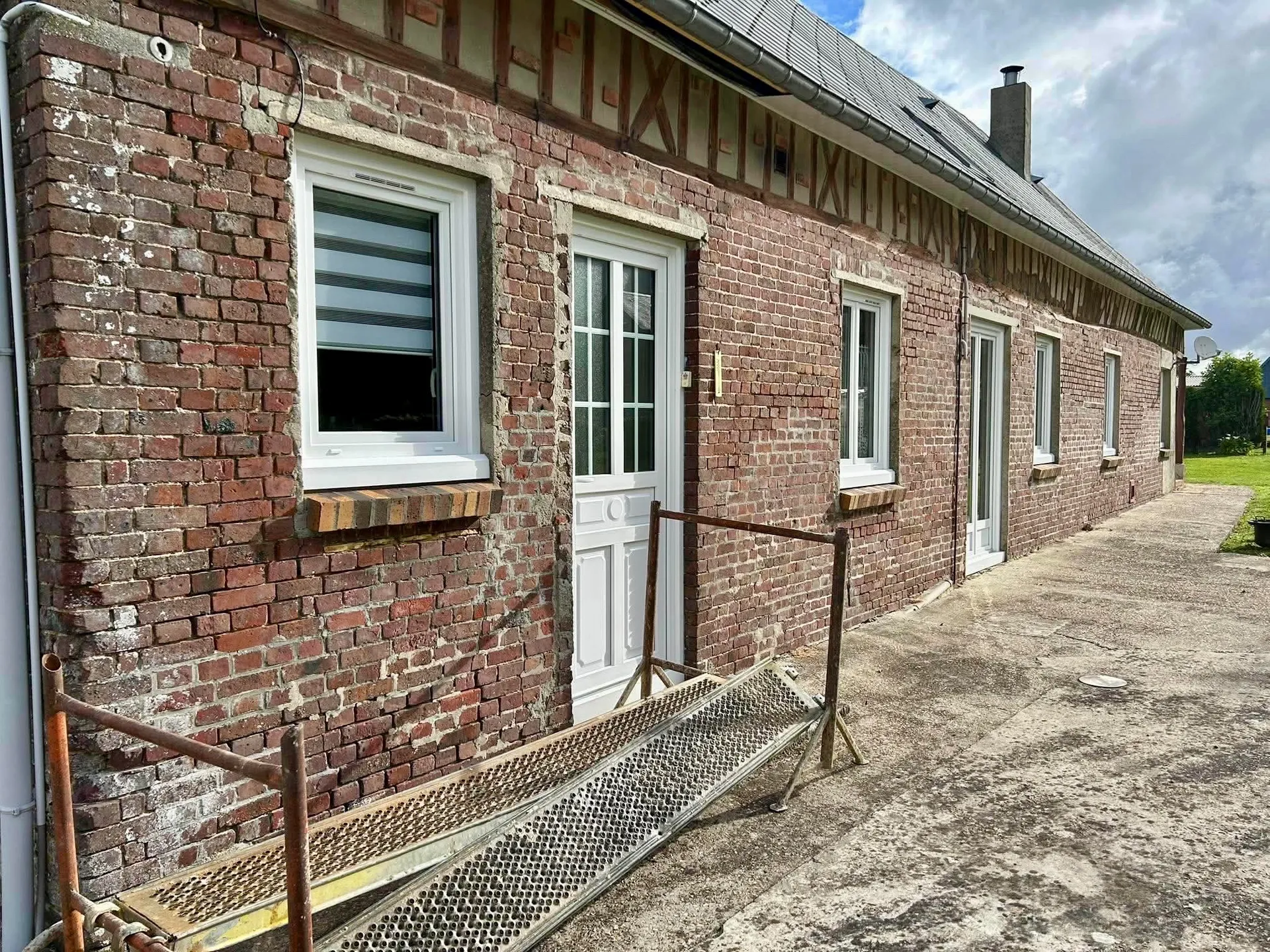 Rénovation des joints sur une façade en brique autour de Ganzeville Seine-Maritime