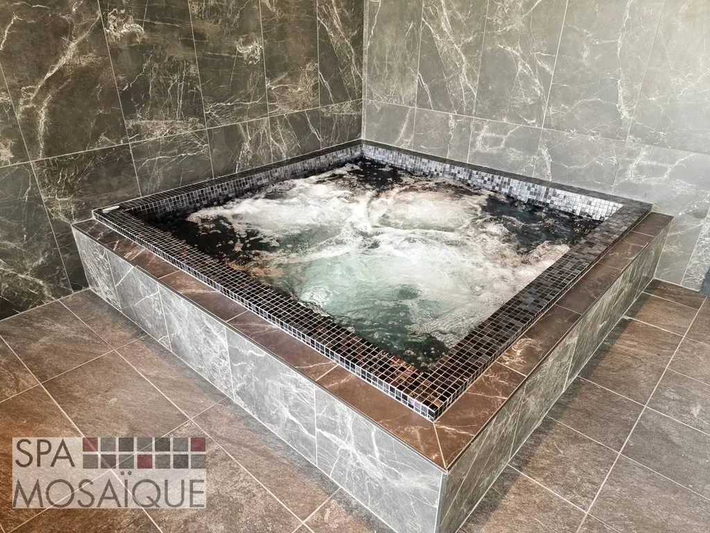 spa mosaïque carré en encastré Nice