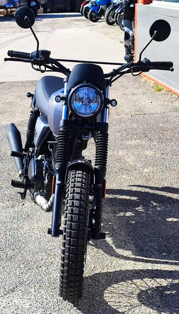 MOTO OCCASION BRIXTON FELSBERG 125 LA SEYNE SUR MER