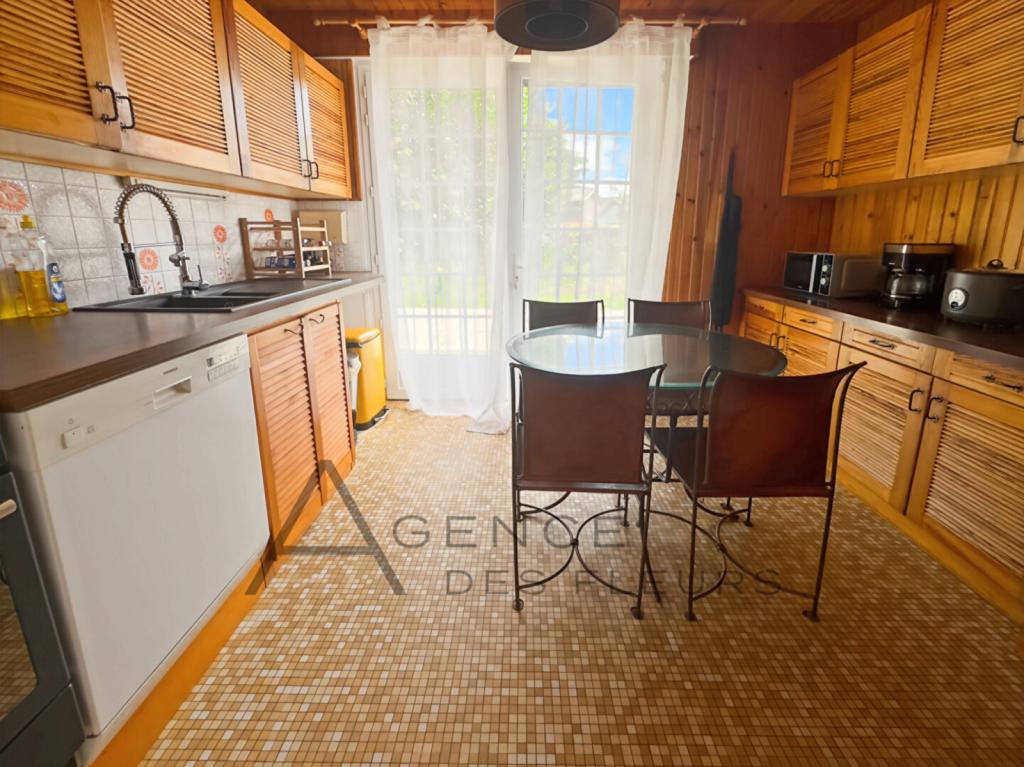 A acheter maison de 220 m2 sur la commune de Bosroumois 27670