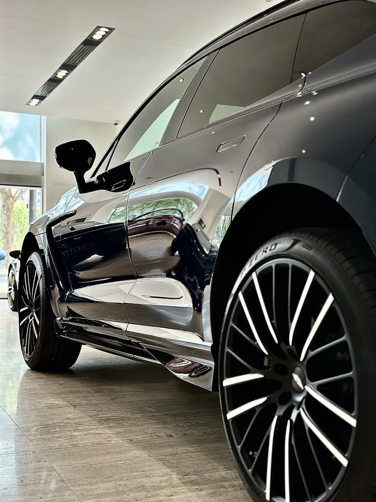 protection carrosserie traitement céramique film de protection PPF Lyon 6 Aston Martin DBX 707