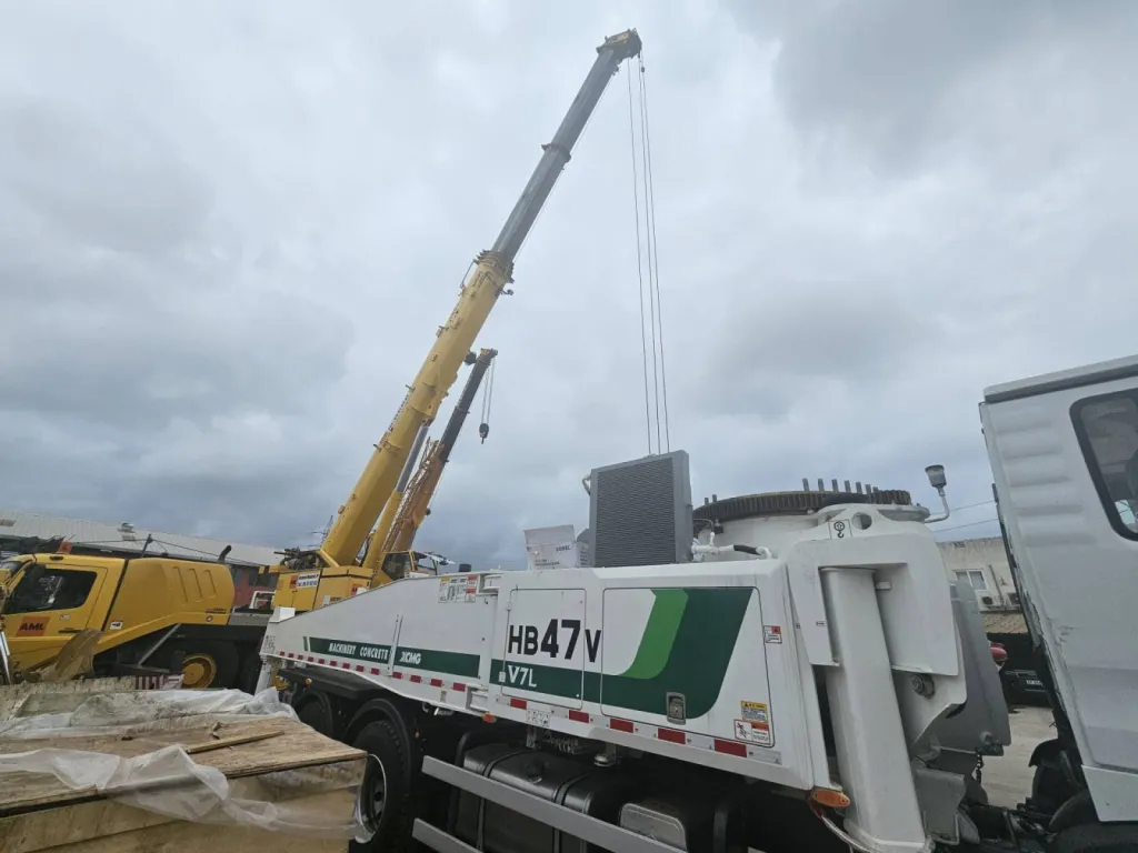 XCMG / SCHWING HB47V