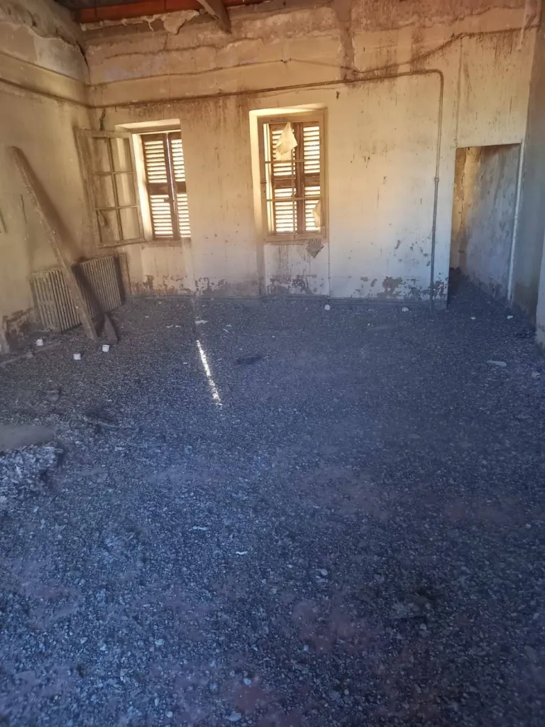 maison merde de pigeons à marseille