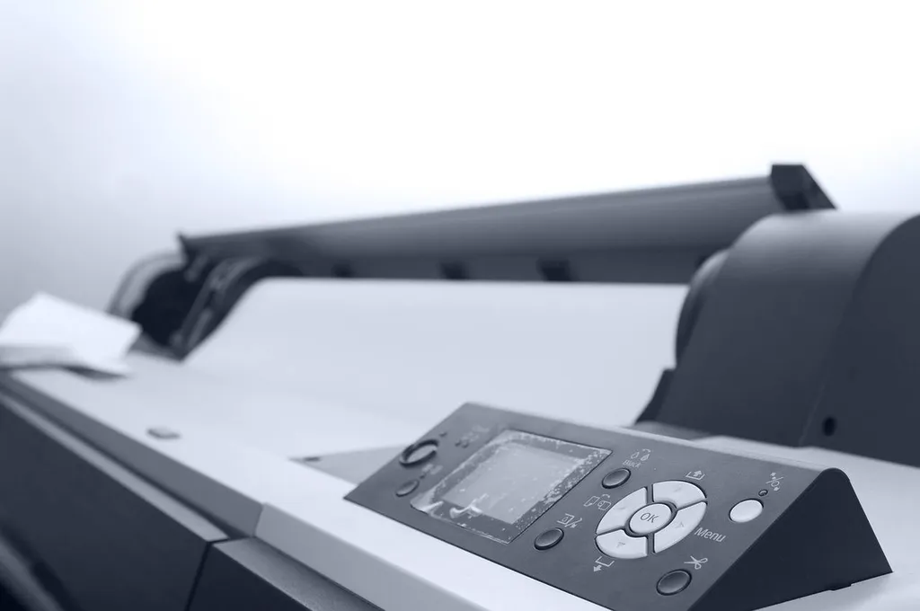Dépannage imprimante Ricoh MPC207 avec traces sur les côtés à Marseille – Intervention rapide et efficace