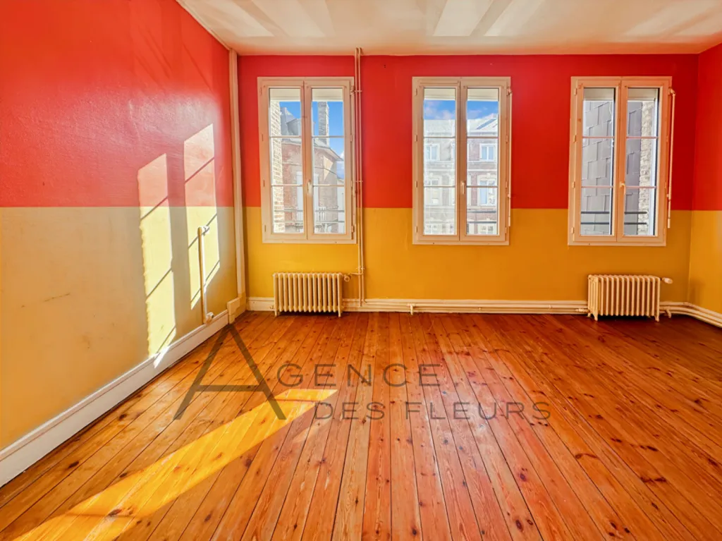 A vendre maison de ville de 104 m2 située à Saint-Aubin-les-Elbeuf