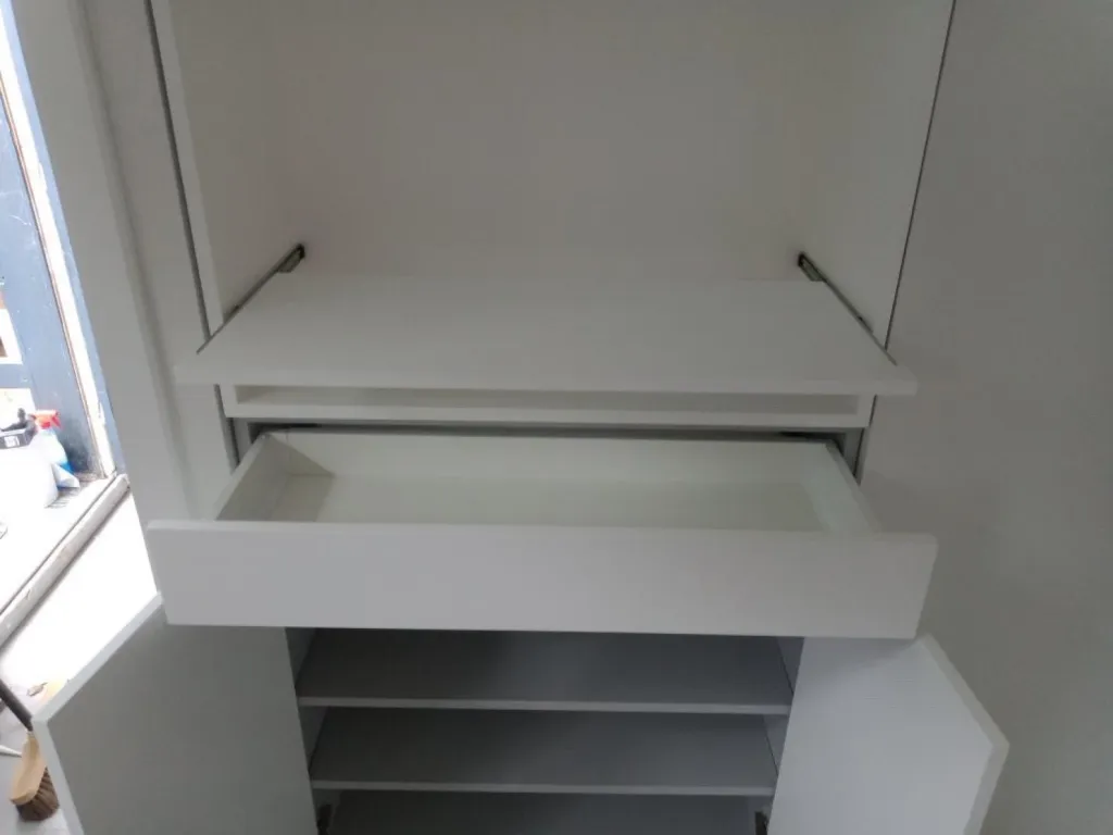 Fabrication et pose d’un dressing sur la commune de Sanguinet