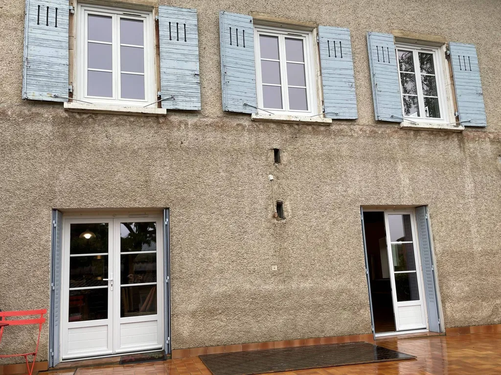 Avant création d'une fenêtre pour plus de luminosité à St Etienne des Oullières (69)