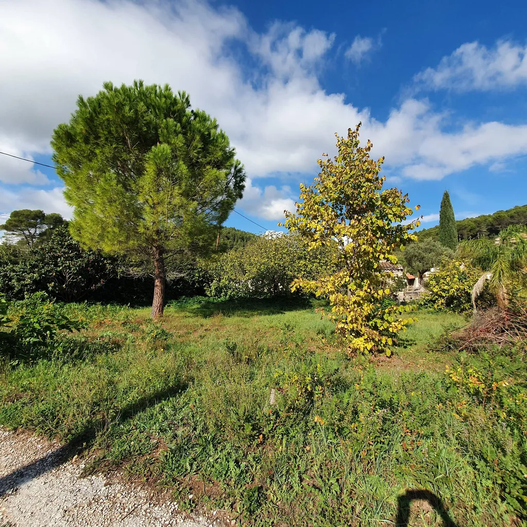 Terrain constructible dans le Var