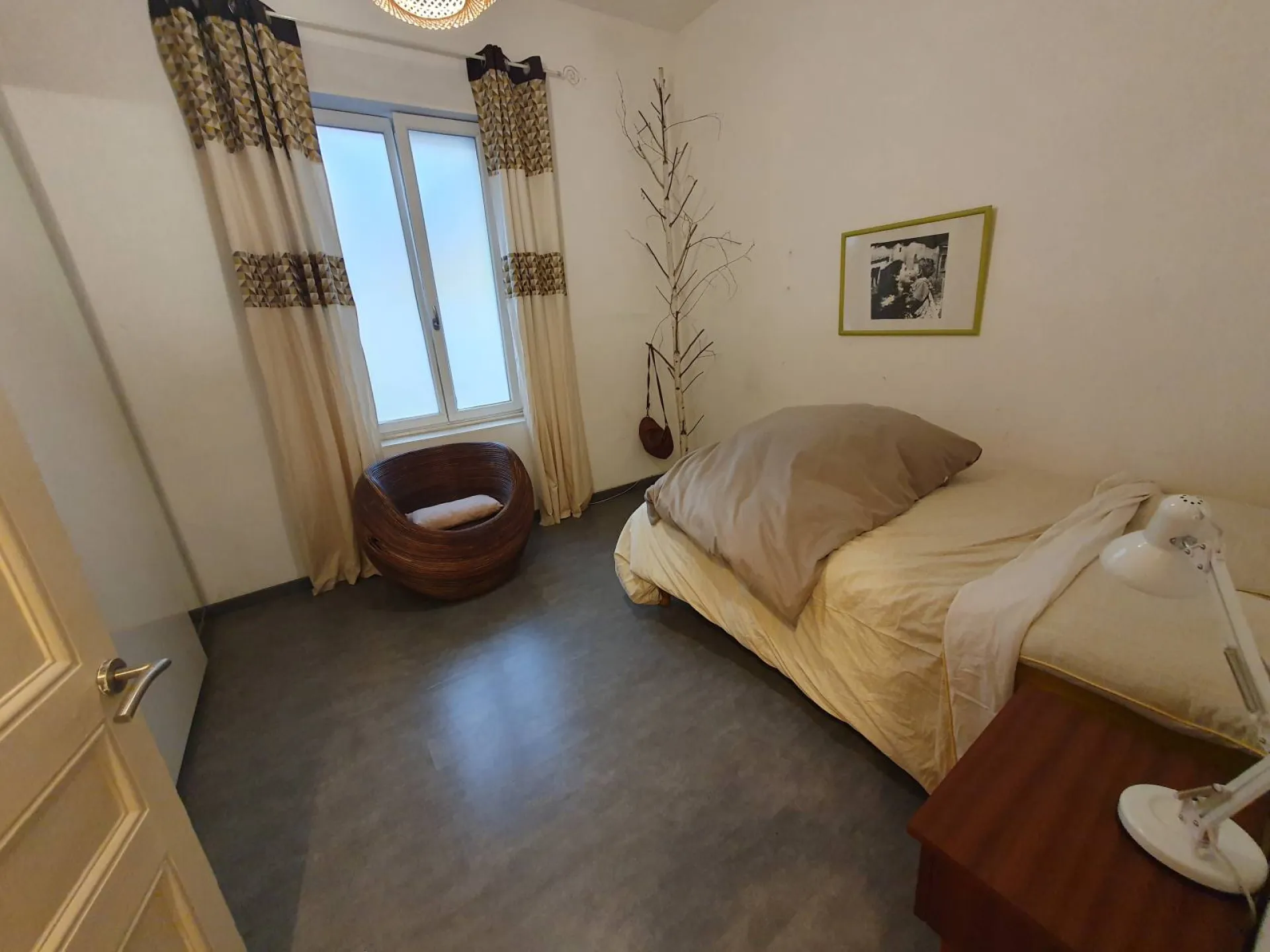 Acheter appartement T2 une chambre, avec cave sans vis-à-vis à Villeurbanne métro Gratte-Ciel (69100)