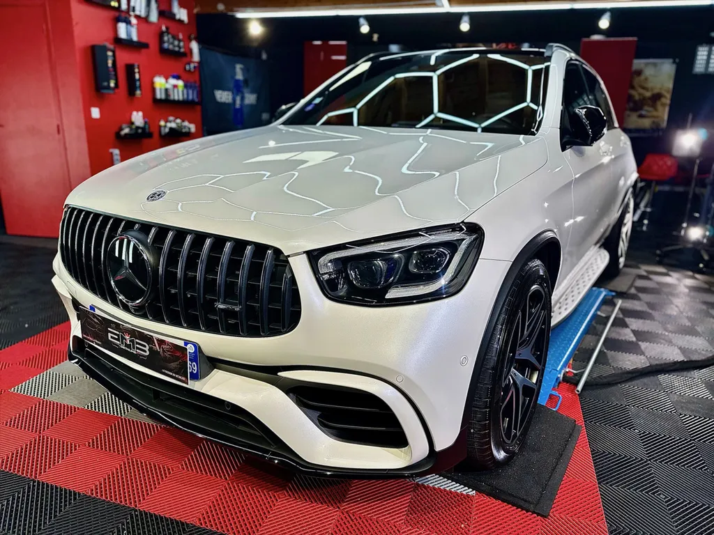Traitement céramique auto lyon protection carrosserie Mercedes GLC 63 AMG