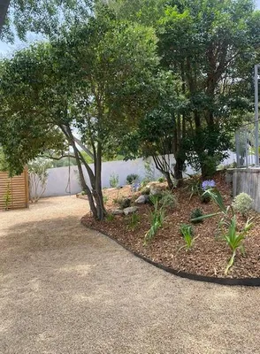 Création de jardin à Avignon 84000 par un paysagiste expert de Saint-Rémy-de-Provence 13210, dans les Alpilles et alentours, pour un aménagement paysager sur mesure