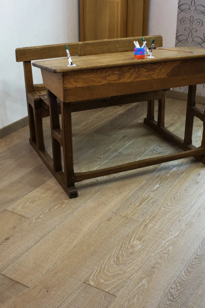 Parquet Chêne de l'est colori scié poussière d'argile