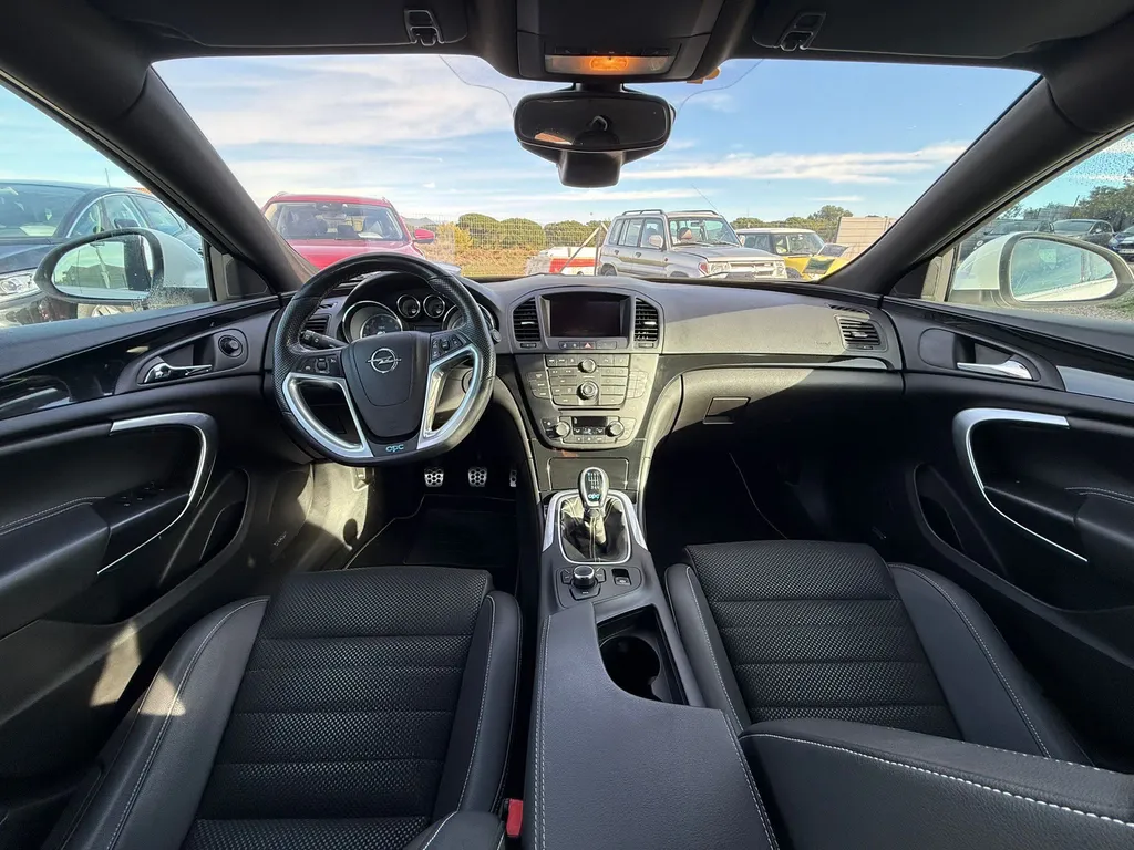 OPEL INSIGNIA OPC 2.8 V6 TURBO AWD 4 ROUE MOTRICES 
