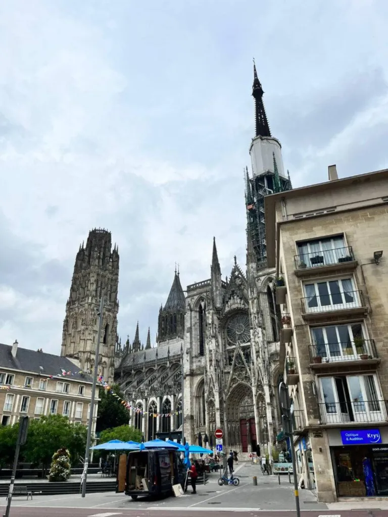 A proximité de la Cathédrale