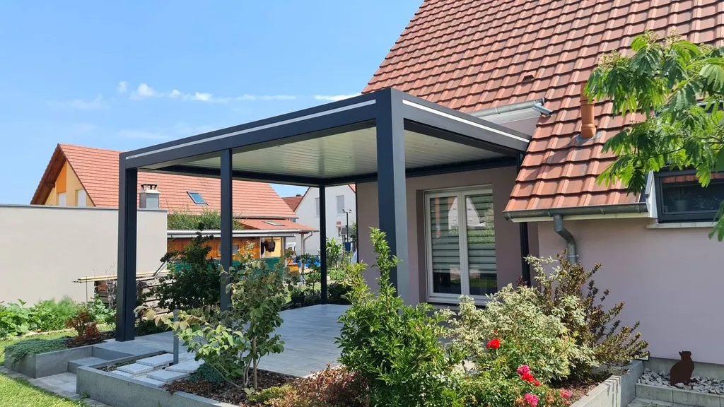 Pergola bioclimatique - MFC style