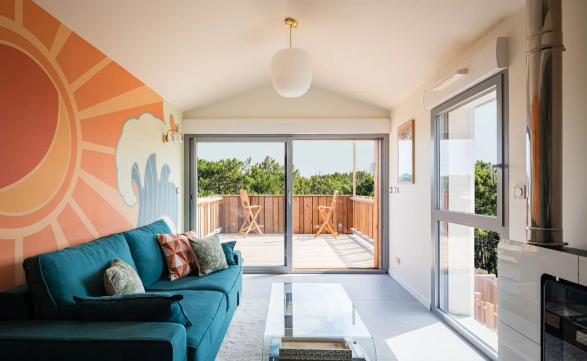 Rénovation haut de gamme d’une résidence secondaire à Mimizan, conçue par un architecte d’intérieur