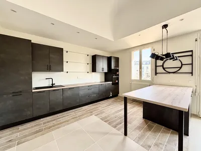 Vivre à Versailles dans un superbe appartement lumineux de 122 m² avec jardin privatif à 200 mètres du Château de Versailles