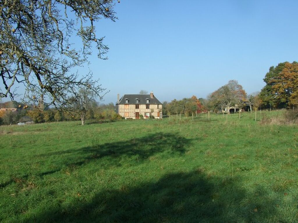 PROPRIETE EQUESTRE OU HERBAGERE Entre PONT L'EVEQUE ET LISIEUX