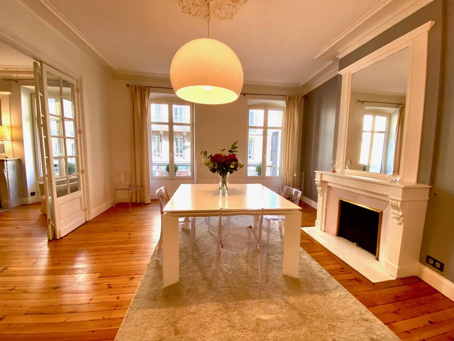 Très bel appartement Bordeaux à proximité de Pey Berland 