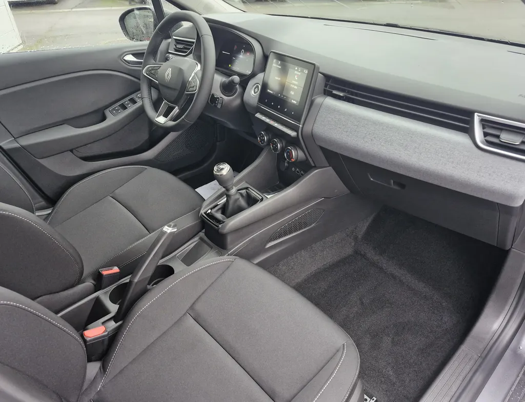 Renault Clio V Evolution dCi 100 SUREQUIPEE 10KM occasion / Garantie 36 mois / Caméra de recul / Carte main libre / Allumage auto phares & essuies vitres près de Toulouse à Plaisance du Touch