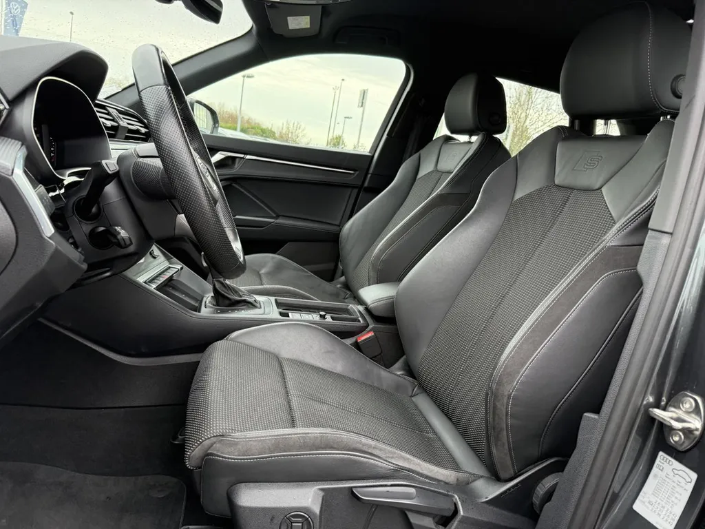 Audi Q3 d’occasion proche Le Havre : SUV hybride S line disponible chez Caudebec Automobiles La Frénaye