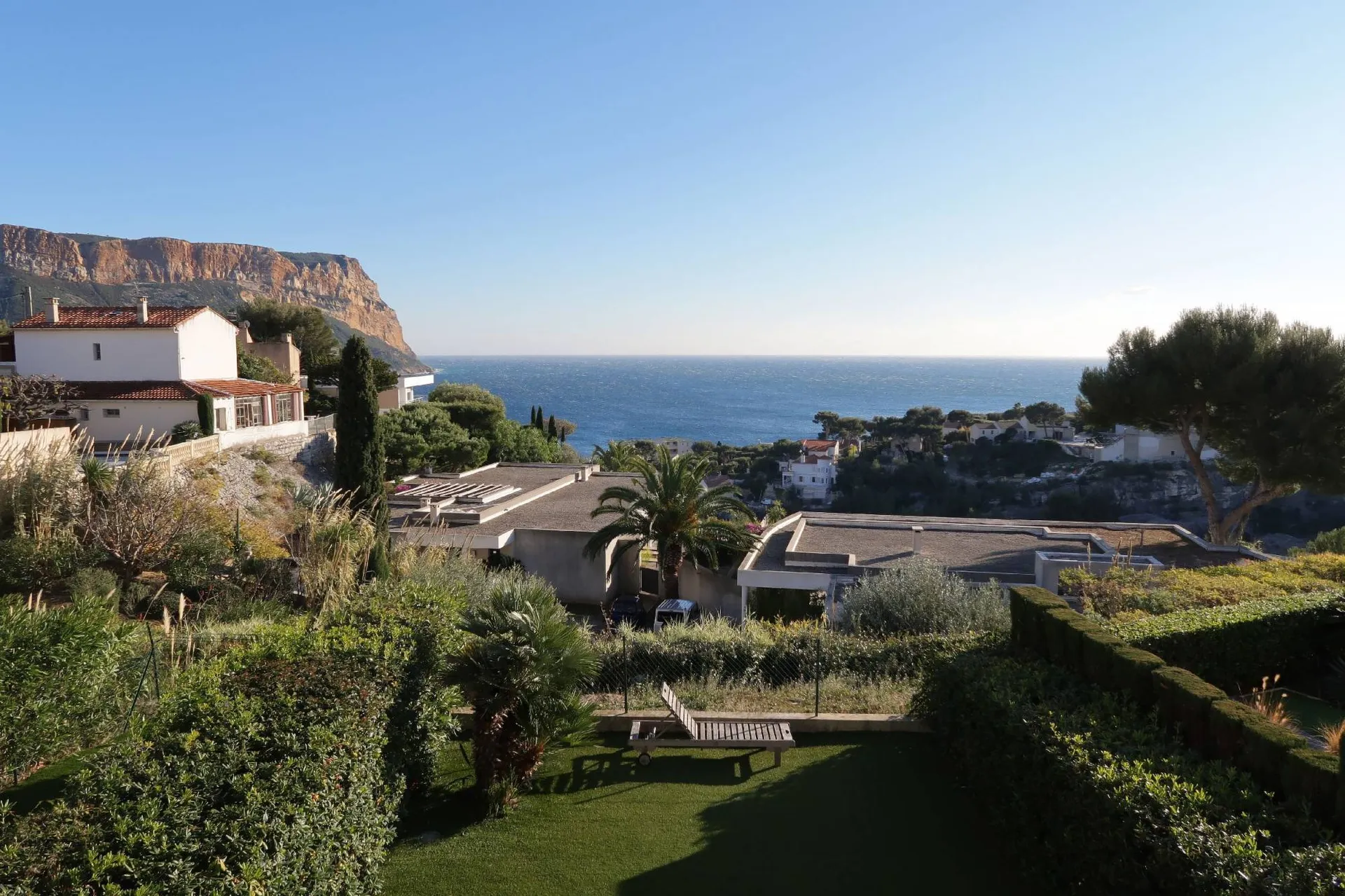 Vue mer depuis la terasse, appartement de prestige a vendre sur Cassis