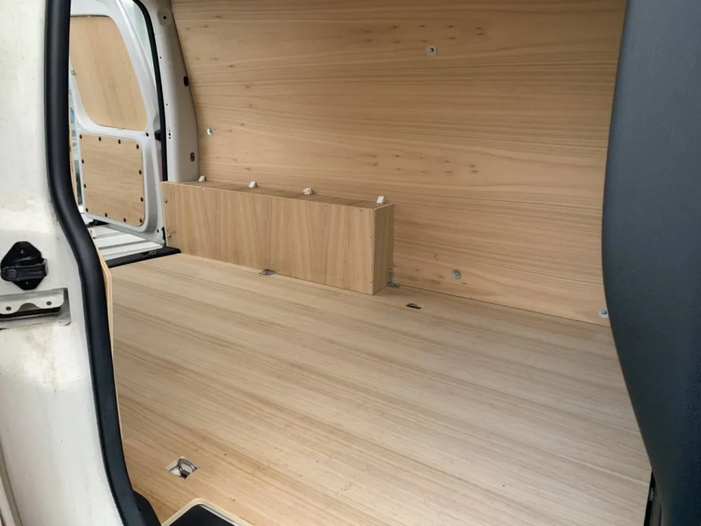 Volkswagen Caddy Maxi d'occasion diesel boite manuelle proche du Havre