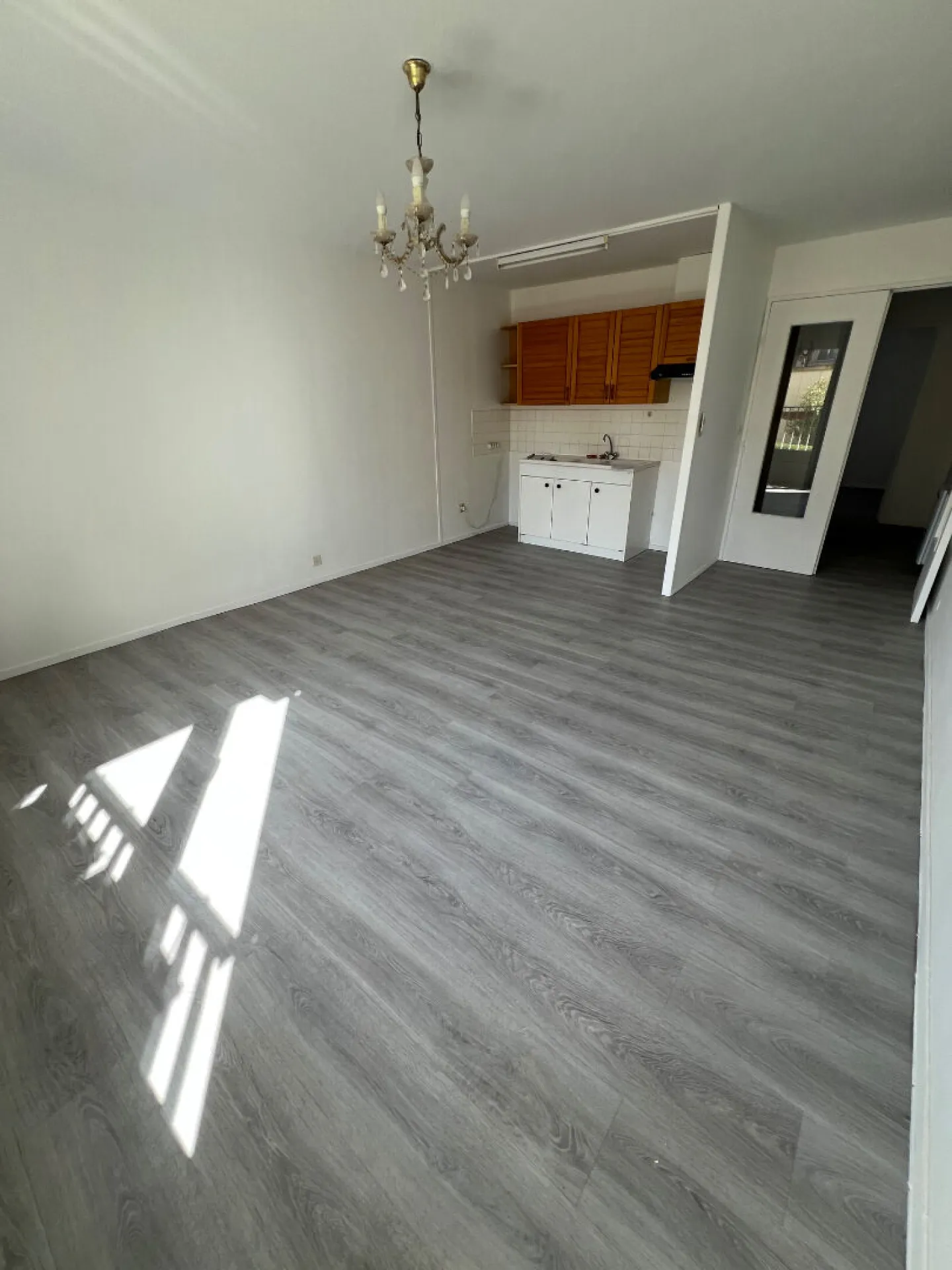 A vendre, appartement T2 de 42 m² habitables situé à Elbeuf