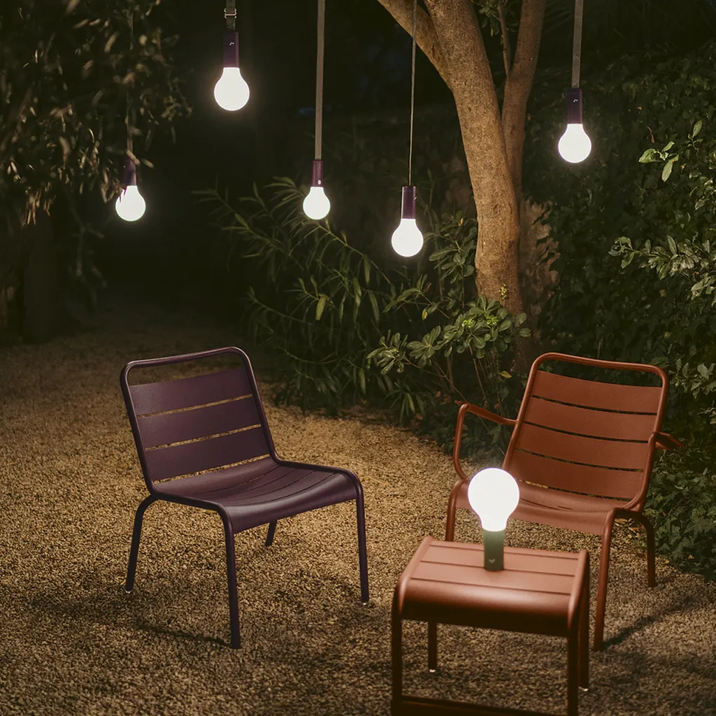 LUMINAIRES FERMOB : ILLUMINEZ VOS EXTERIEURS AVEC STYLE ET ÉLÉGANCE