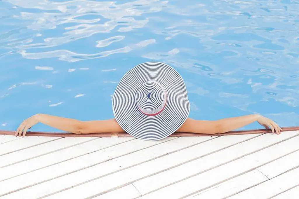 Acheter un poêle à bois scandinave moderne et économique chez un revendeur agréé à Bordeaux en Gironde