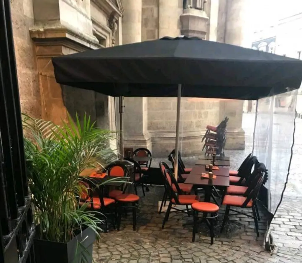 Création de parasol pour particuliers ou professionnels sur Bordeaux